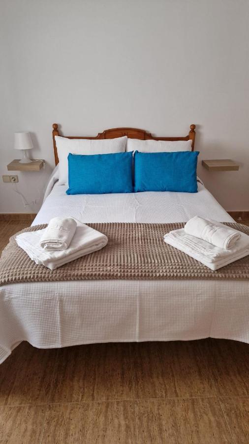 דירות Apartamento Baeza Cozar 1 מראה חיצוני תמונה