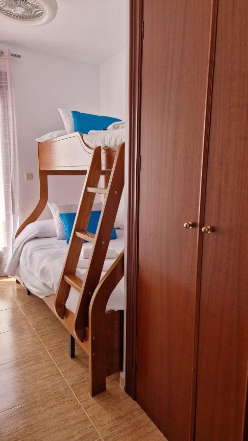 דירות Apartamento Baeza Cozar 1 מראה חיצוני תמונה